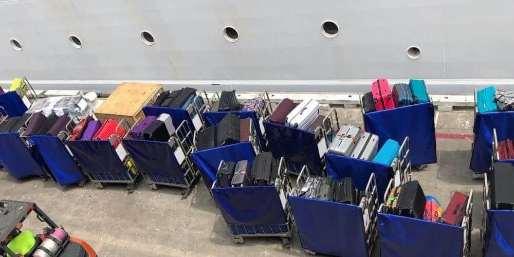 how much luggage can you take on a cruise